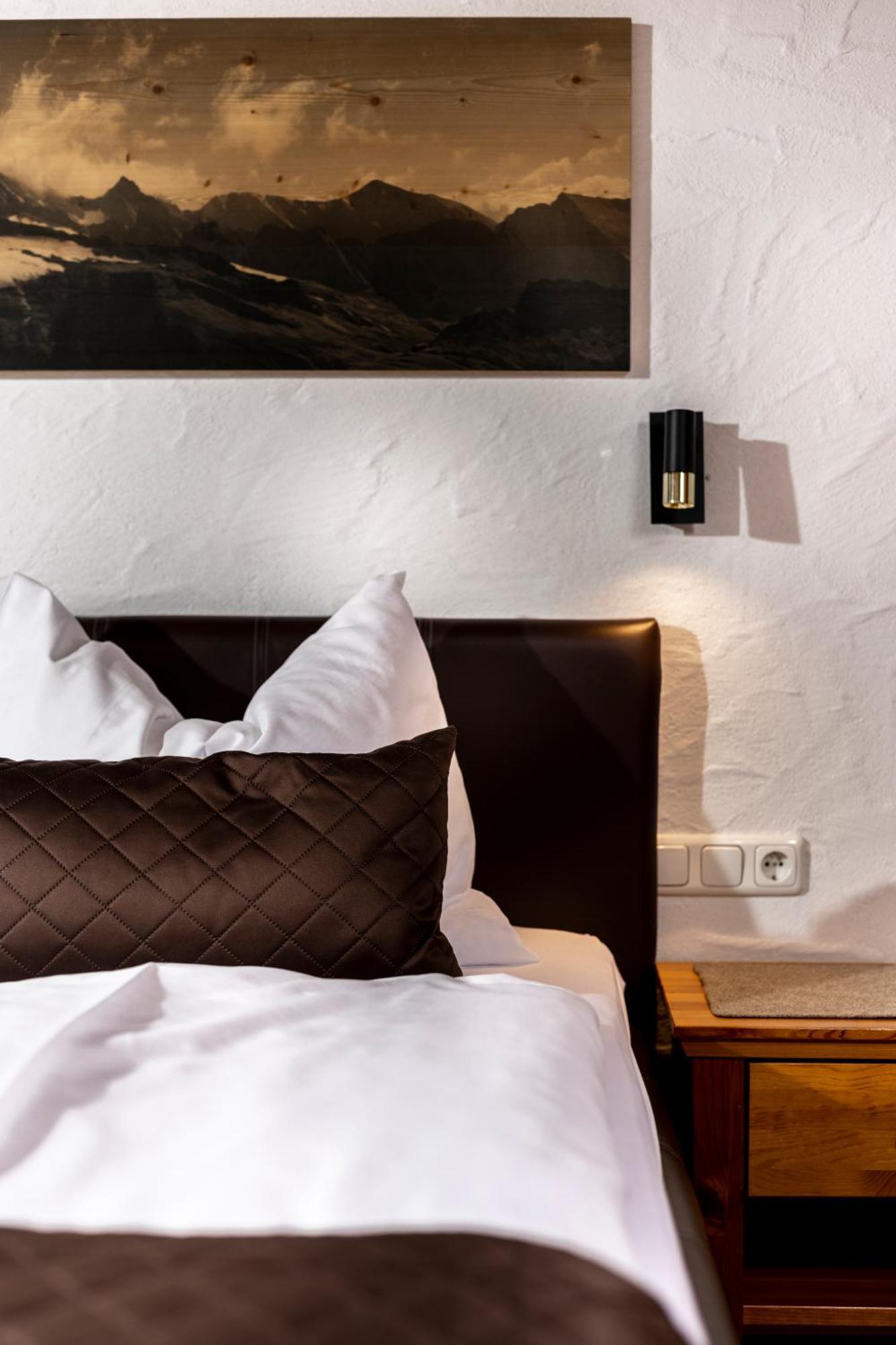 Gamsalm Aparthotel Kals-am Großglockner Exteriör bild