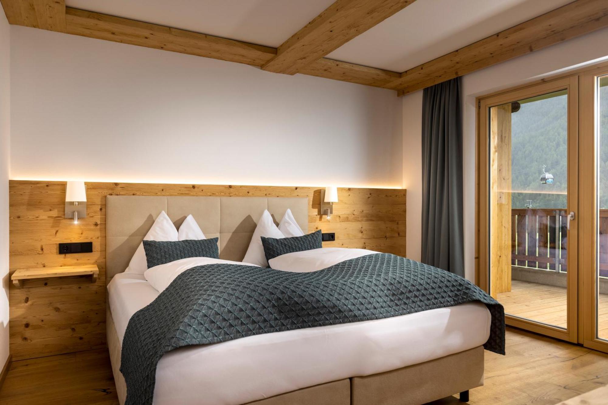 Gamsalm Aparthotel Kals-am Großglockner Exteriör bild