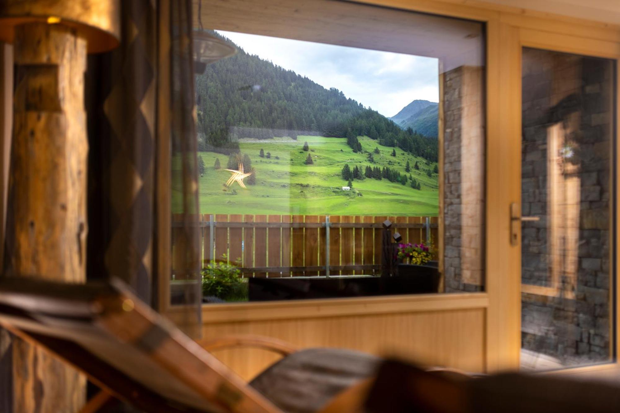 Gamsalm Aparthotel Kals-am Großglockner Exteriör bild
